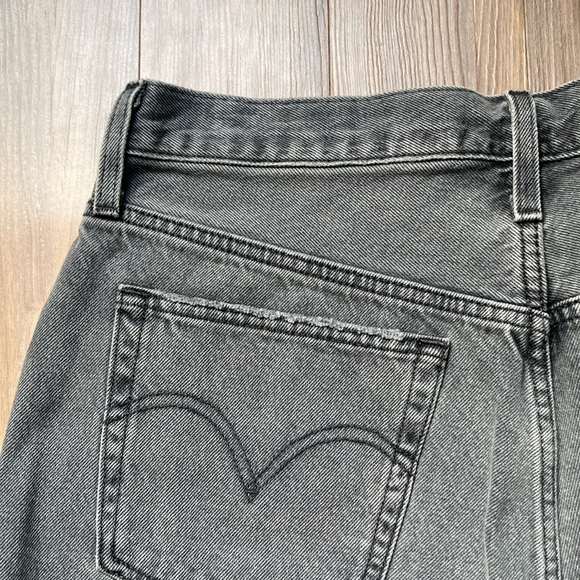 Relisted Levi’s short distressed high rise 501 jean cotton denim cutoff vibe 31 - Picture 8 of 17